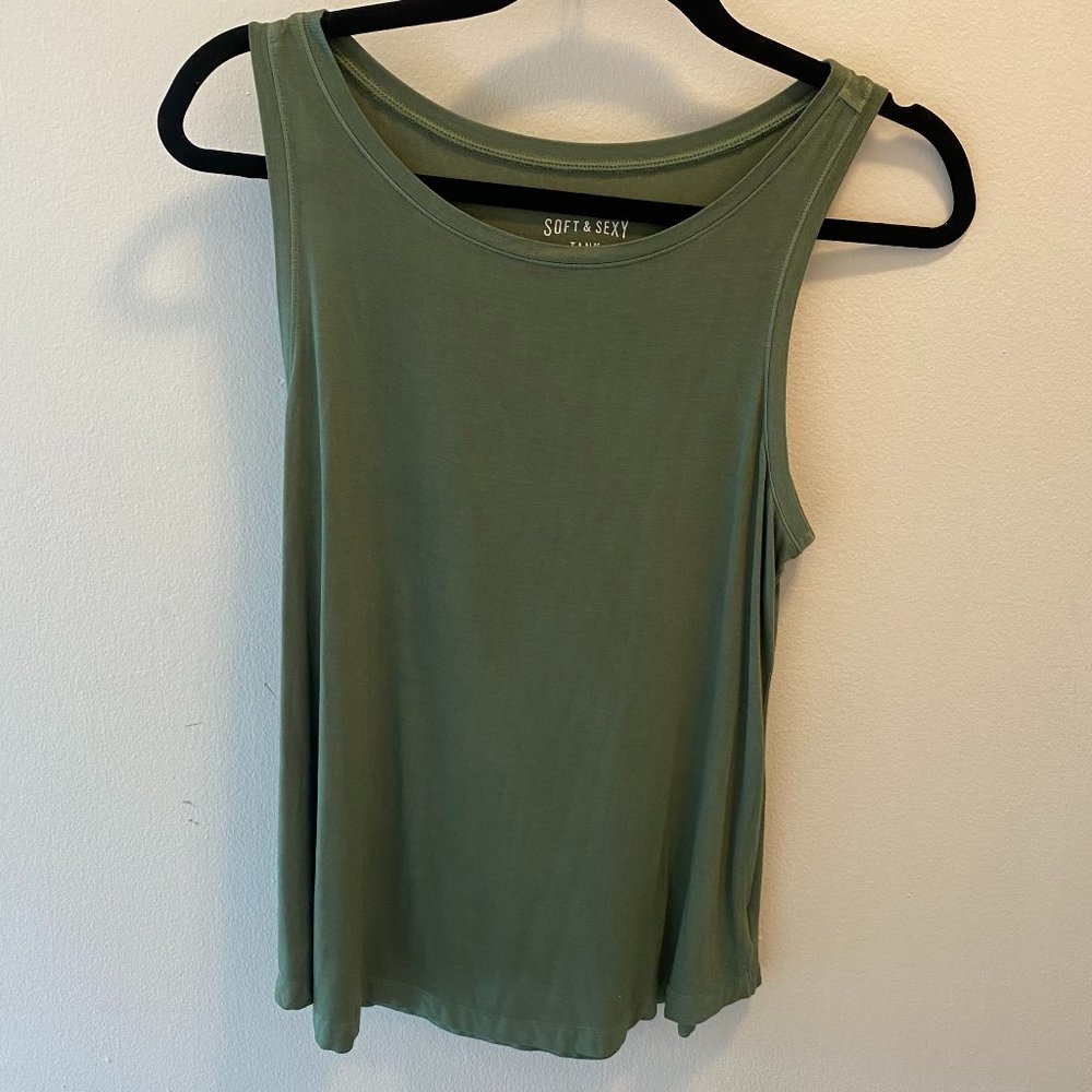 American Eagle Soft & Sexy Green Tank. M
